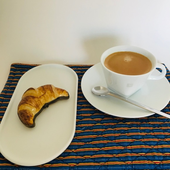 NEW Limoges Croissant Box Collectible RARE NEW WITHOUT TAGS - Picture 6 of 15